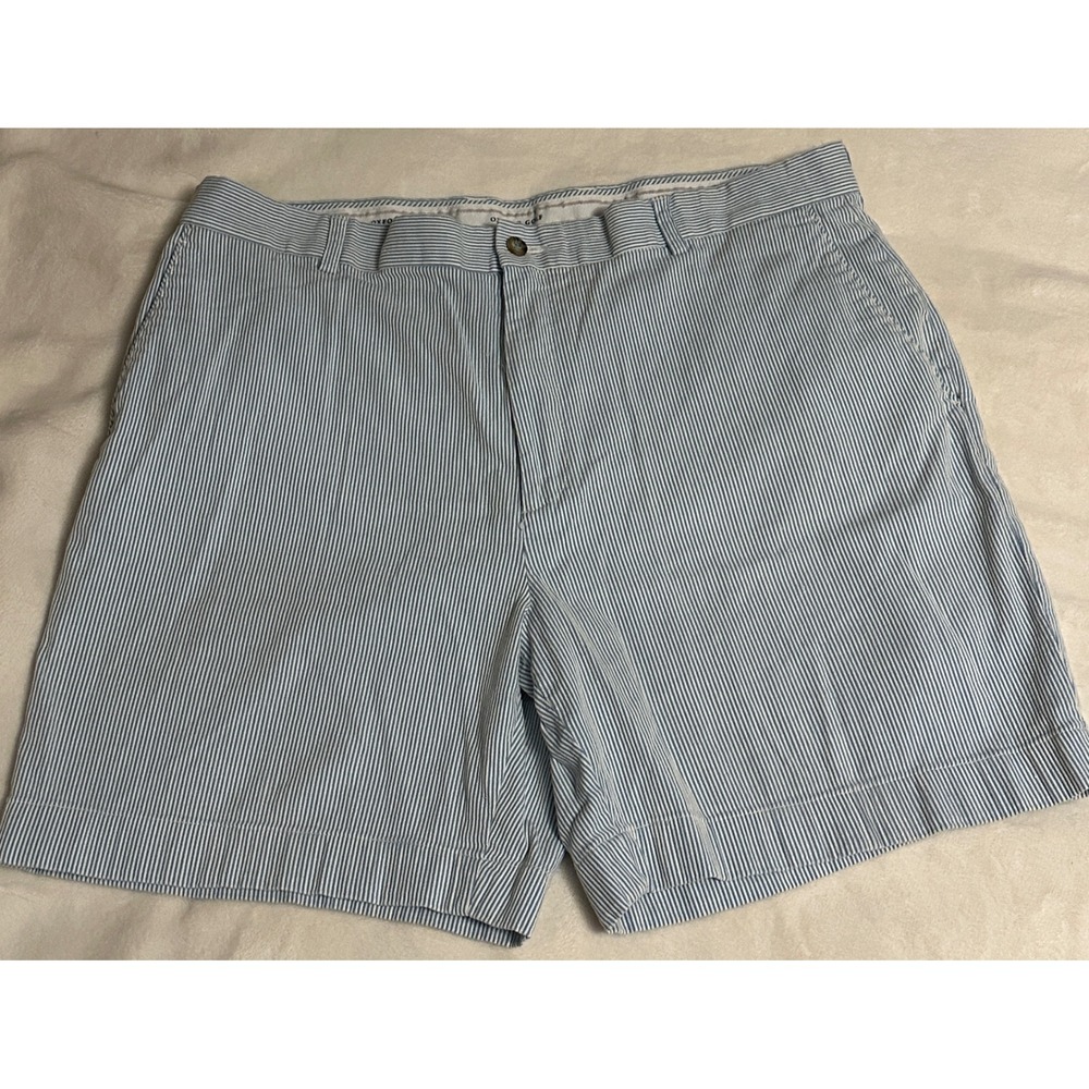 Oxford Golf Mens Blue White Seersucker Striped Stretch Shorts Size 38 Flat Front